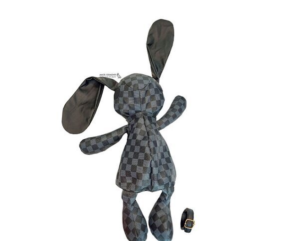 کیف عروسکی خرگوش طرح چهارخانه