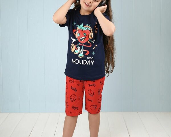 تیشرت شلوارک جانا طرح توت فرنگی