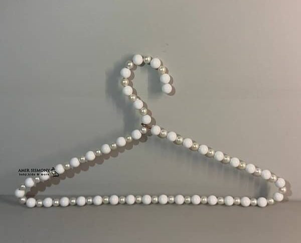 چوب لباسی مرواریدی