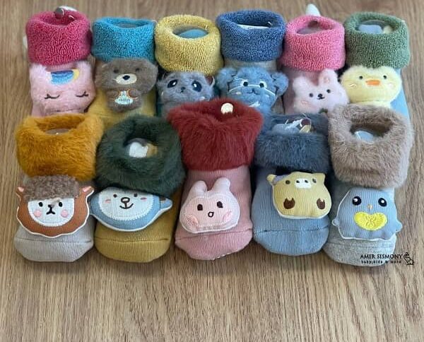 پاپوش جورابی نوزادی زمستانی طرح عروسکی