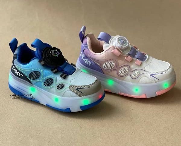 کفش اسکیتی بچگانه چراغ دار