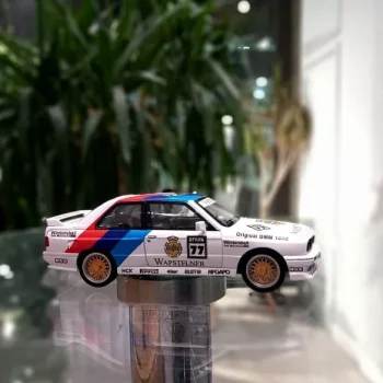 ماشین عقب کش بی ام وی 6505h