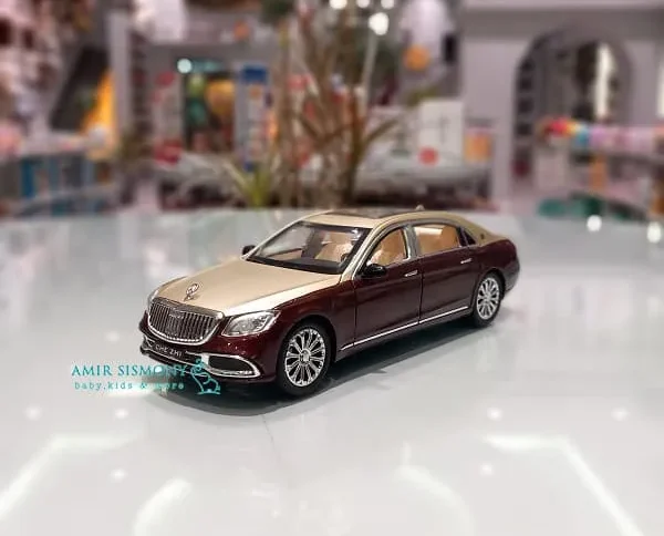 ماشین فلزی بنز میباخ