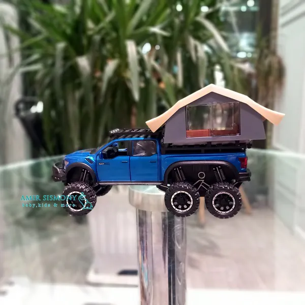 ماشین فلزی فورد آفرود کمپ