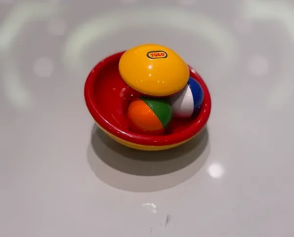 جغجغه راک اند رول تولو