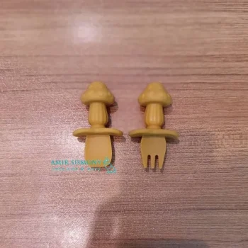 قاشق و چنگال سیلیکونی